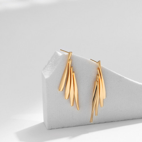 Luxe Drop earrings Perfectly Paired with Every Style