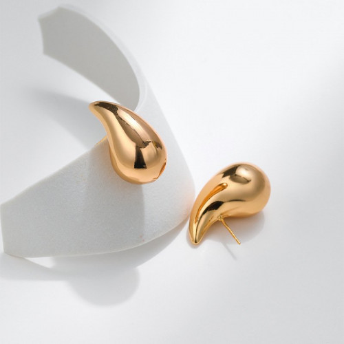 Sleek Elegance KE1012 earrings for a timeless look