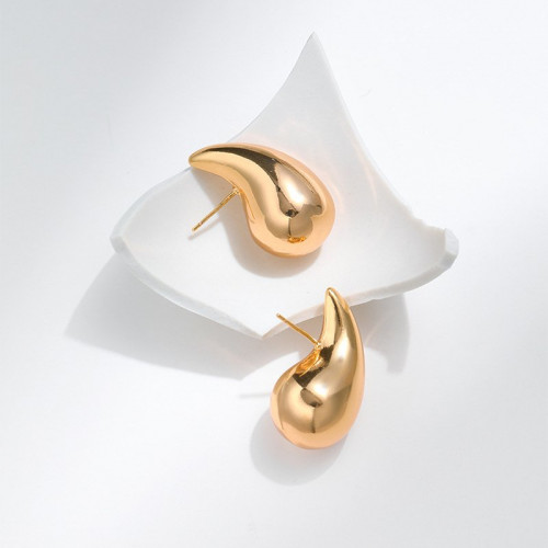 Sleek Elegance KE1012 earrings for a timeless look