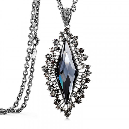 Multiple Faces Rhomb Style Cristal Pendant Necklace