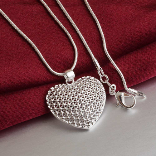 925 Silver Heart Shaped Hollow Pendant With Snake Shaped Silver Chain