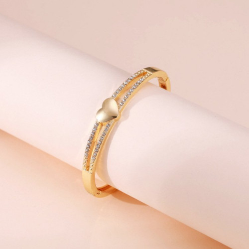 Love Accessory Diamond Hollow Bracelet